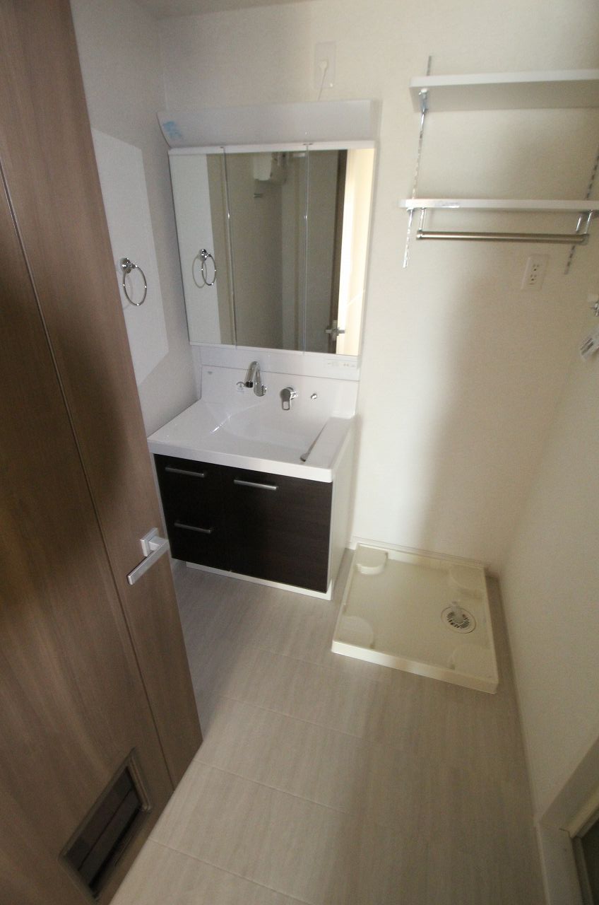 洗面設備　別の部屋の写真です