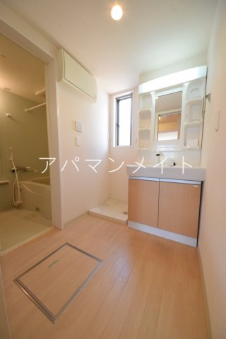 その他設備　室内洗濯機置場！