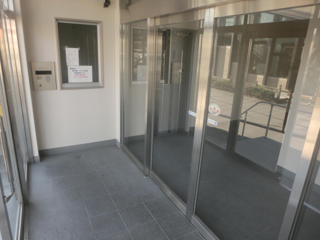 ＪＲ宇都宮線 宇都宮駅 バス乗車時間：10分 最寄りバス停で下車 徒歩3分 4階建 築30年の外観写真