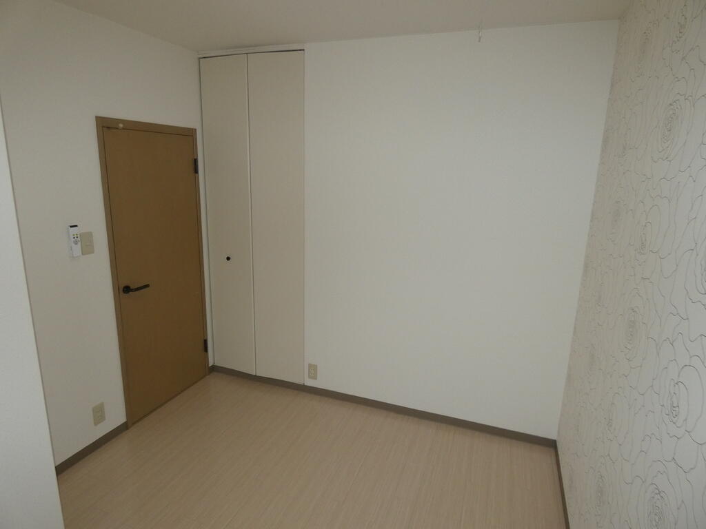 ＪＲ宇都宮線 宇都宮駅 バス乗車時間：10分 最寄りバス停で下車 徒歩3分 4階建 築30年のその他写真