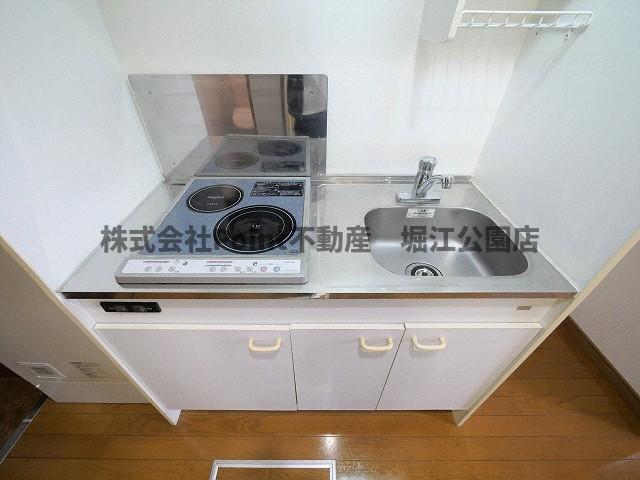 ＪＲ大阪環状線 桃谷駅 徒歩7分 8階建 築23年のキッチン写真