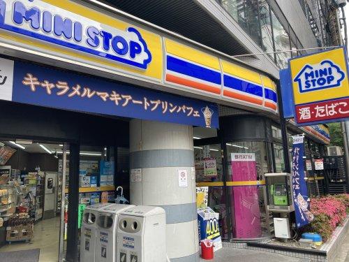 コンビニ　ミニストップ豊崎５丁目店（コンビニ）まで342m