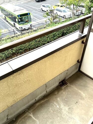 バルコニー　バルコニー