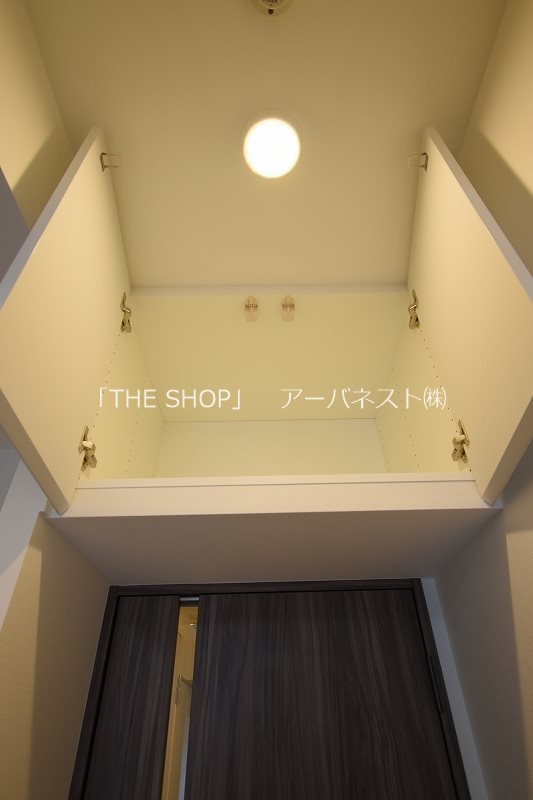 その他設備　天袋収納
