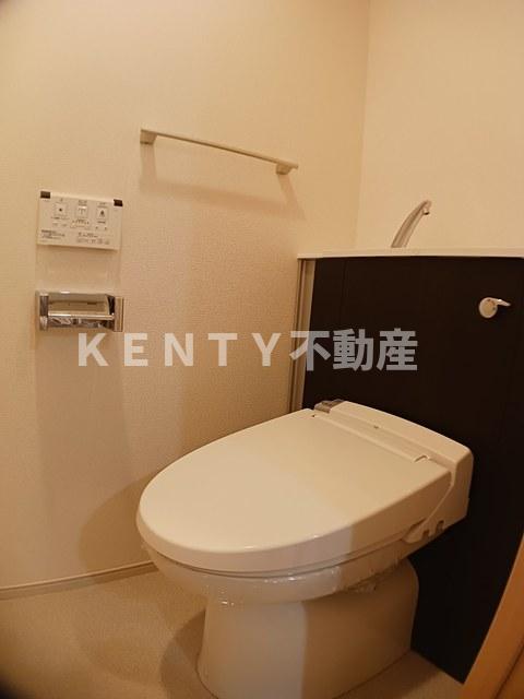 トイレ　落ち着いたトイレです