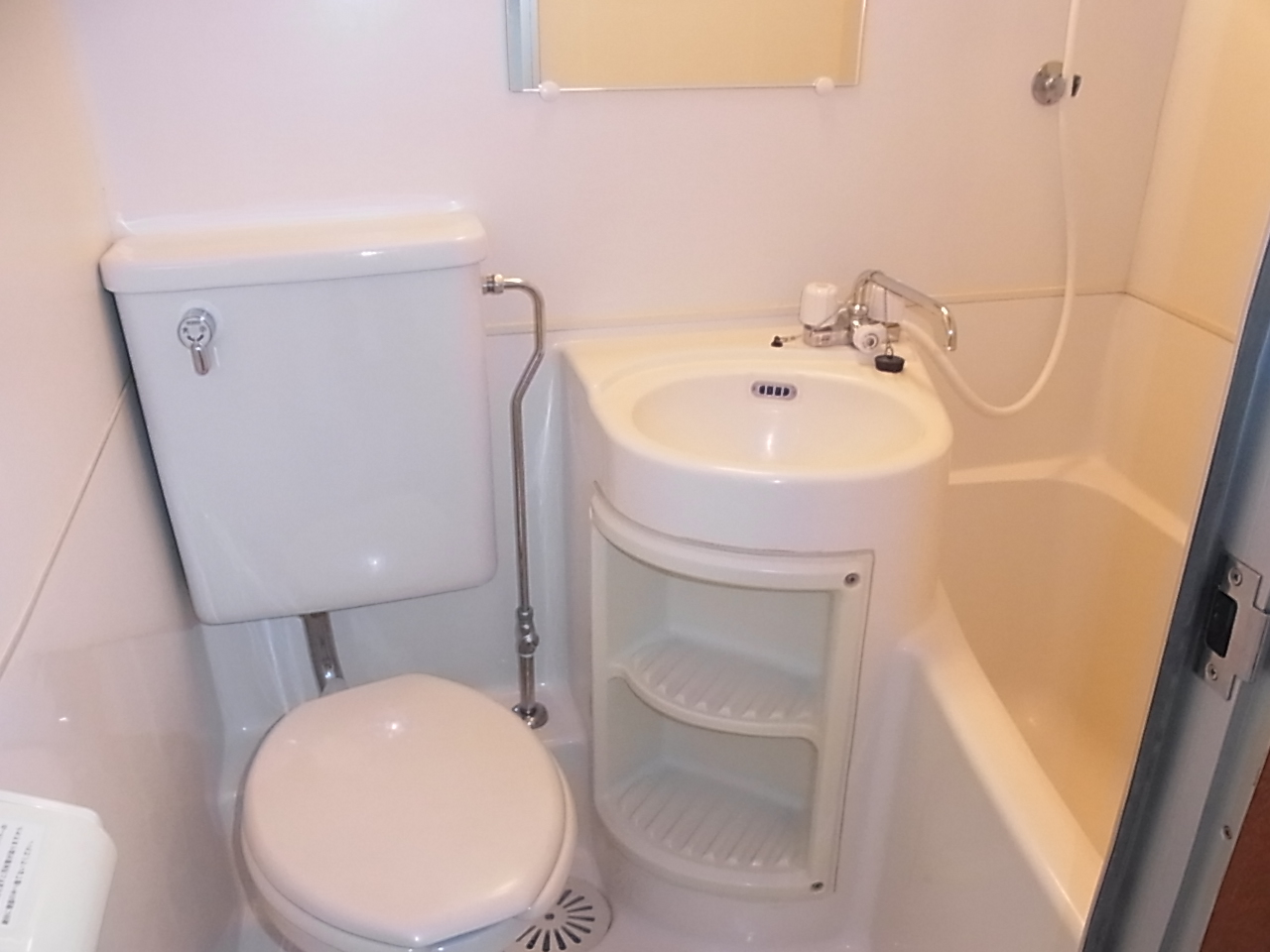 トイレ　綺麗なユニットバス