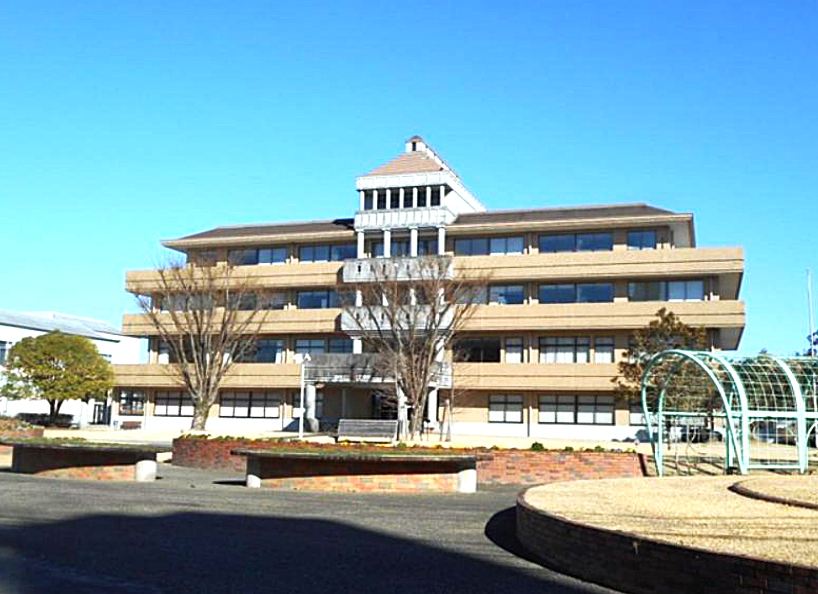 大学・短大　私立南九州大学都城キャンパス（大学・短大）まで1367m