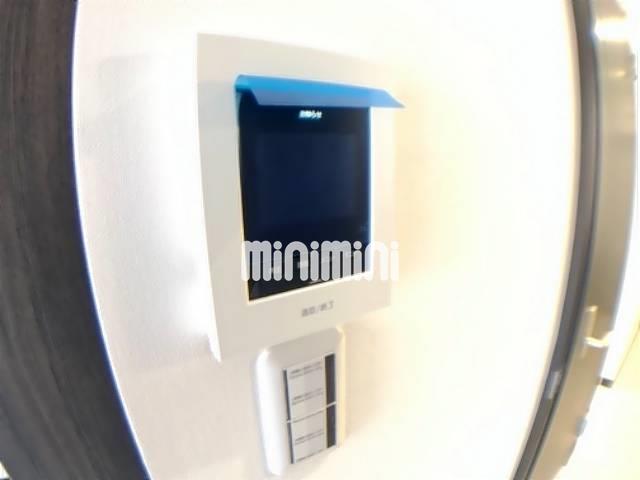 セキュリティ　モニター画面付きのインターホンです。