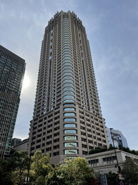 グランフロント大阪オーナーズタワーの外観