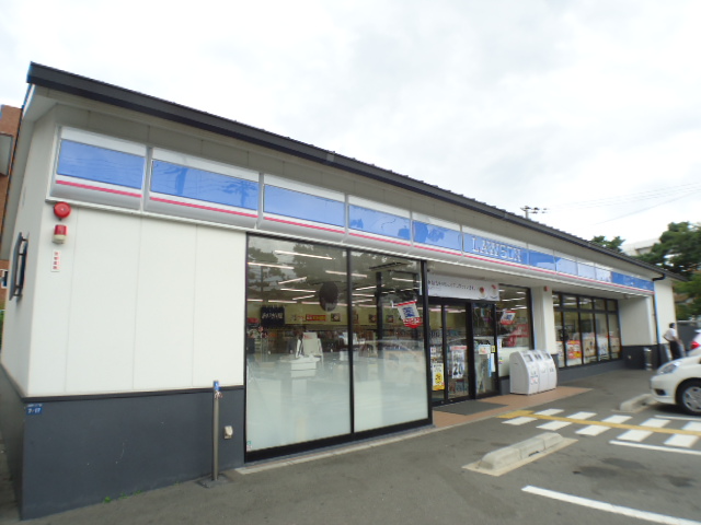 コンビニ　ローソン神戸魚崎南町五丁目店（コンビニ）まで161m