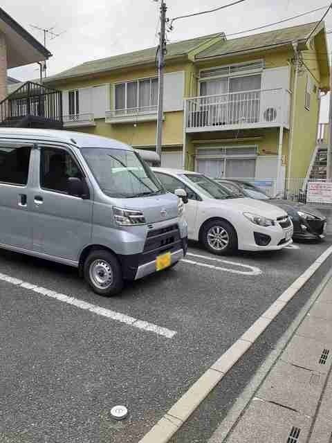 【コートハイム宮原の駐車場】