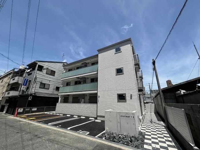 大阪市生野区巽南のアパートの建物外観