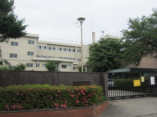 【武蔵村山市学園のマンションの小学校】