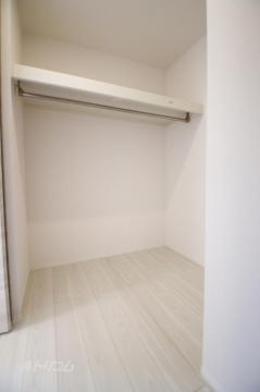 収納　ウォークインクローゼット