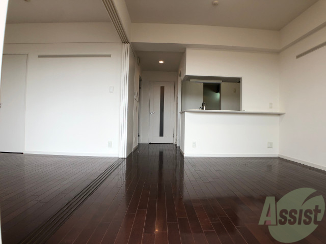 居室・リビング　広くてキレイなＬＤＫが広がっていて、充実した生活が送れそう。