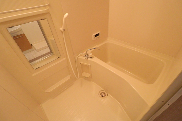 バス・シャワールーム　浴室