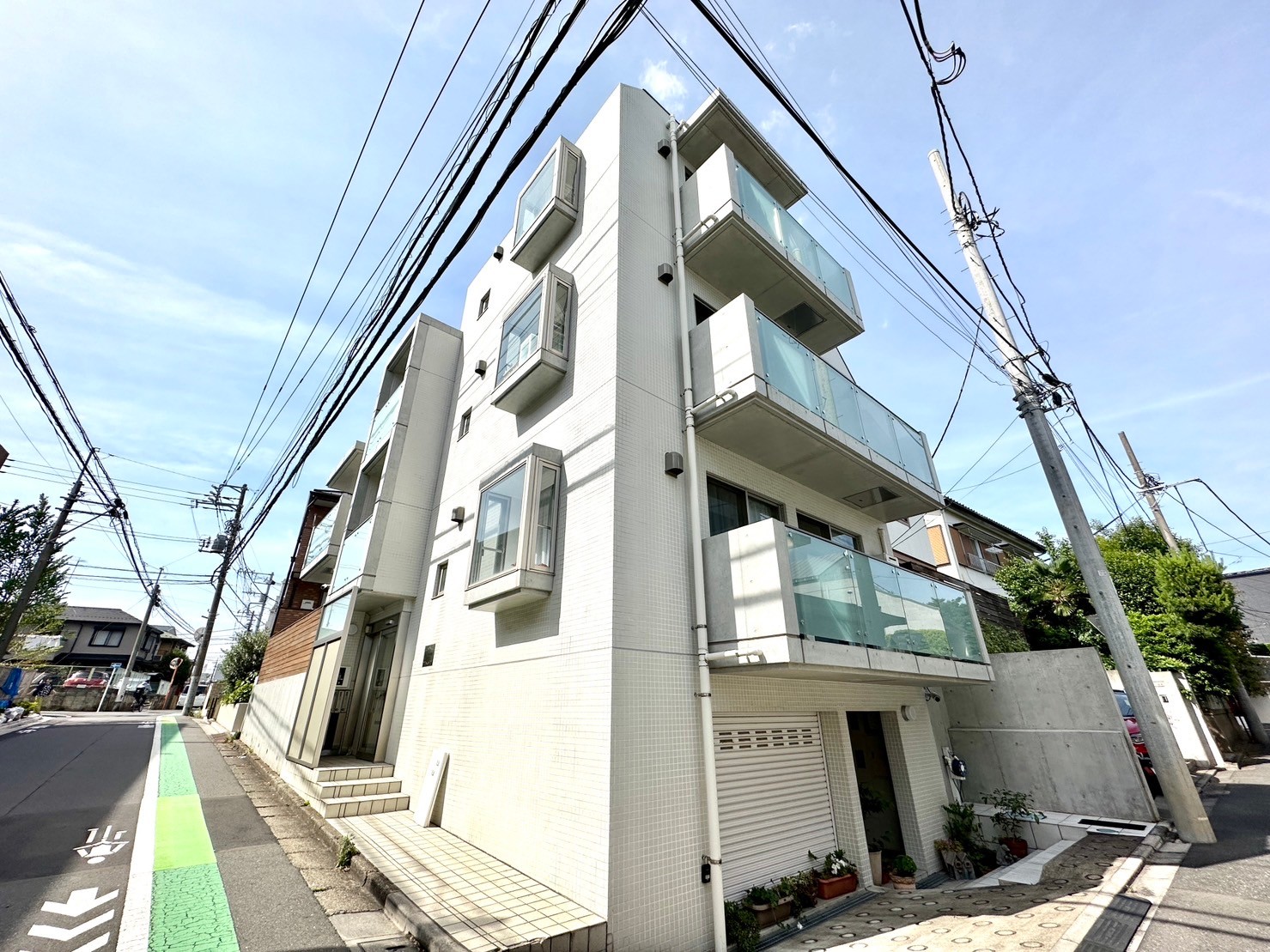 建物外観　堂々たる外観に安心感を感じます♪