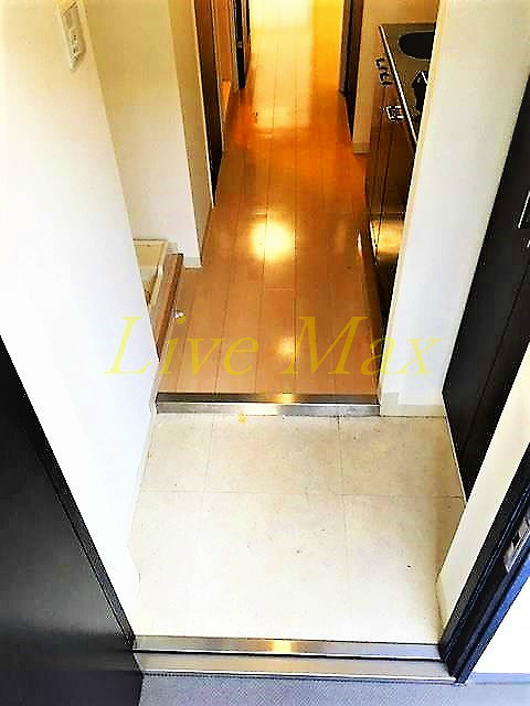 玄関　家具家電付き物件都内多数お取り扱い御座います