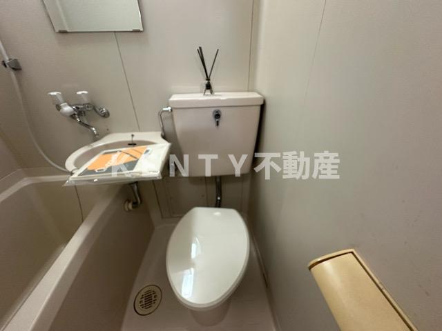 トイレ　トイレもきれいです