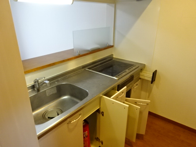 キッチン　モデル写真