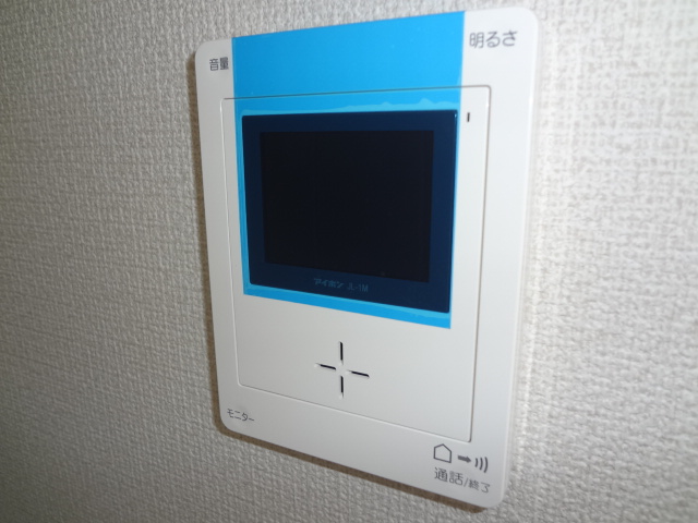 セキュリティ　モデル写真