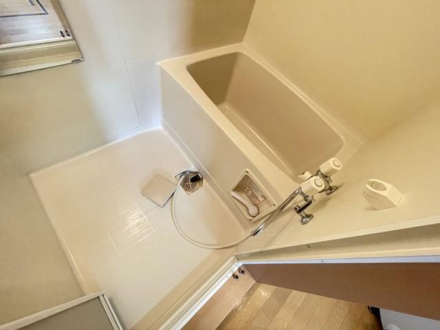 バス・シャワールーム　浴室