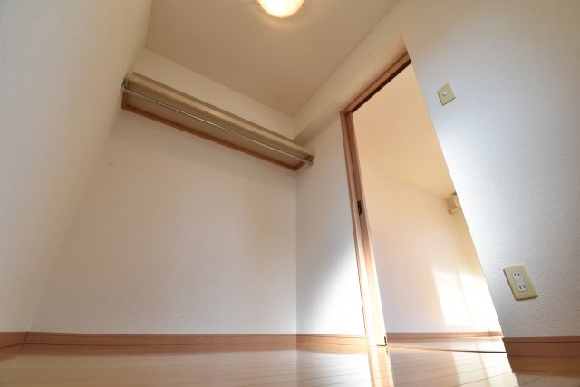 収納　クレイドル若宮