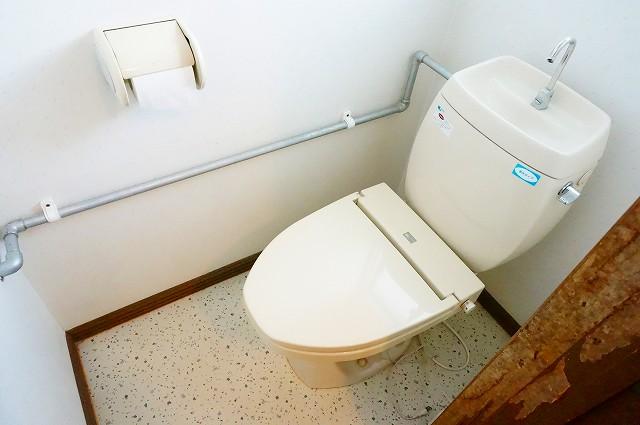トイレ　トイレ