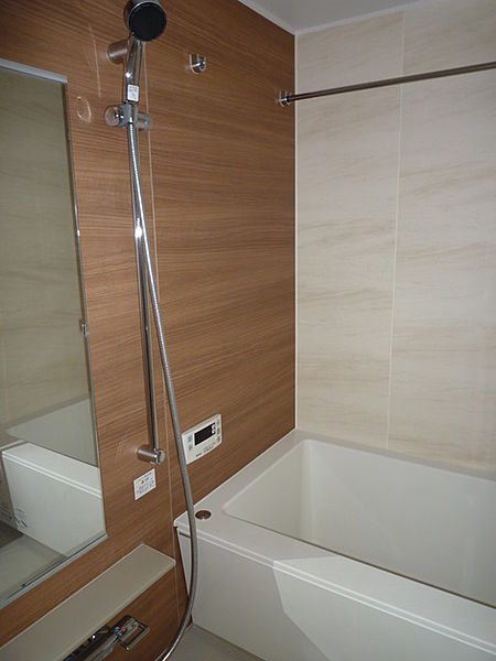 バス・シャワールーム　※別部屋の参考写真です。