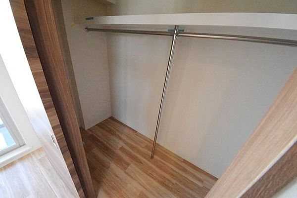 収納　※別部屋の参考写真です。