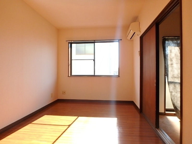 居室・リビング　図面と現状に相違がある場合には現状を優先