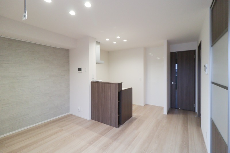 居室・リビング　図面と現状に相違がある場合には現状を優先