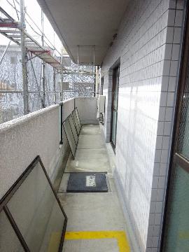 　バルコニー　ベランダ