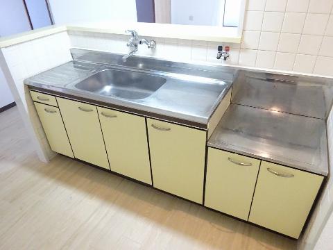 プルミエール春日丘　キッチン　キッチン