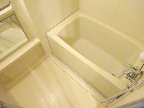 プルミエール春日丘　バス・シャワールーム　バス