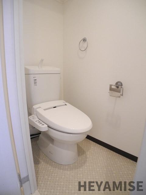 トイレ　※同間取りの別の階のお部屋の画像です※