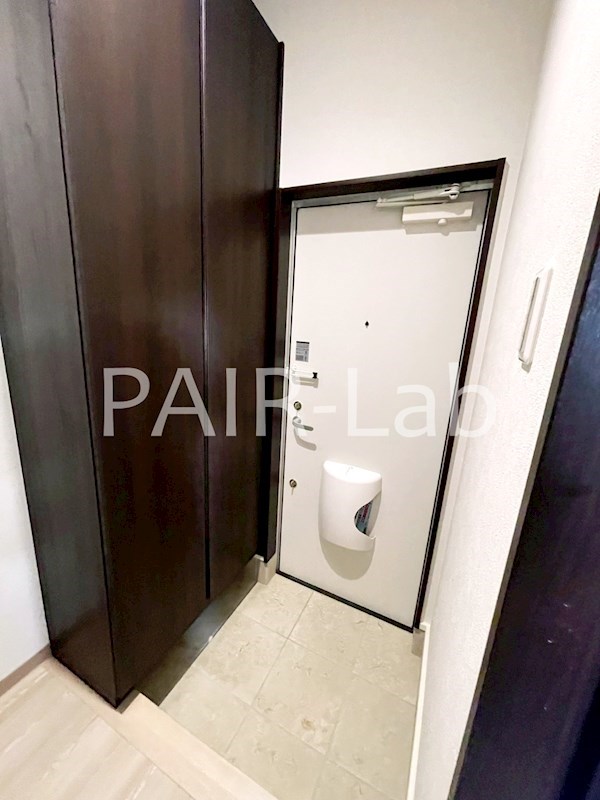 玄関　同シリーズのイメージ写真です。(現況優先)