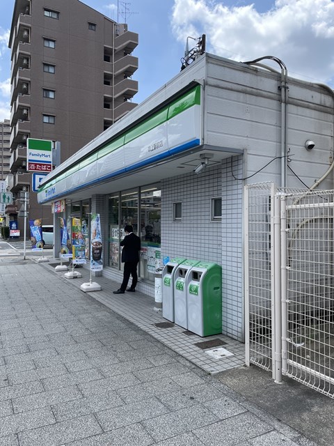 コンビニ　ファミリーマート 吹上駅前店（コンビニ）まで166m