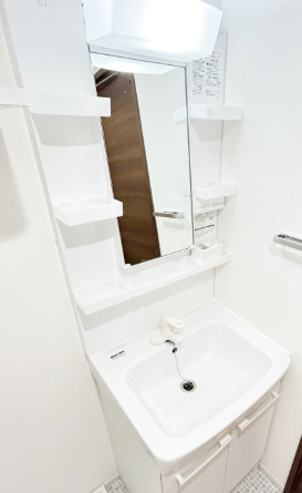 洗面設備　同仕様