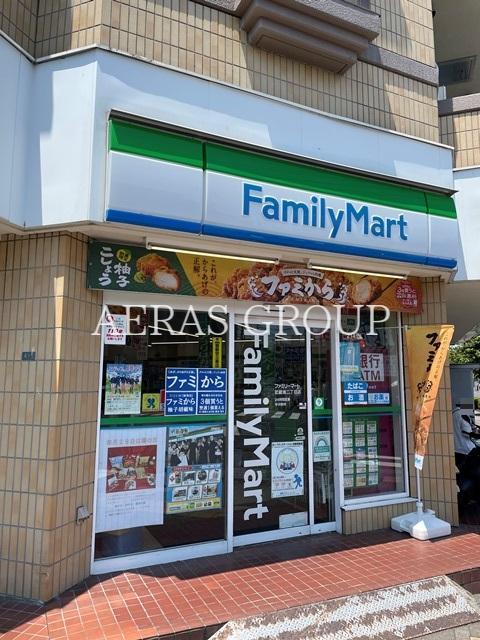 コンビニ　ファミリーマート 武蔵境二丁目店（コンビニ）まで493m