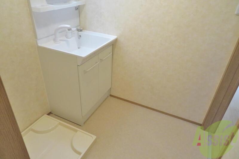 洗面設備　シャンプードレッサーの洗面台って何かと便利ですよね