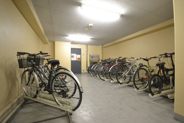 駐車場　駐輪場