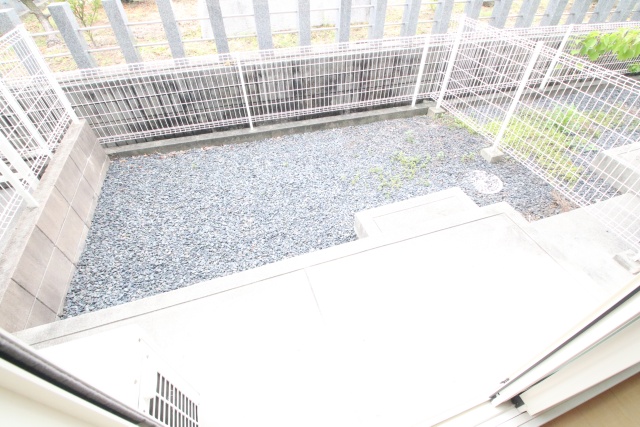 バルコニー　※別室の参考写真の為、現況優先です。