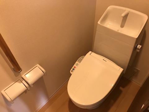 トイレ　シャワー付トイレ