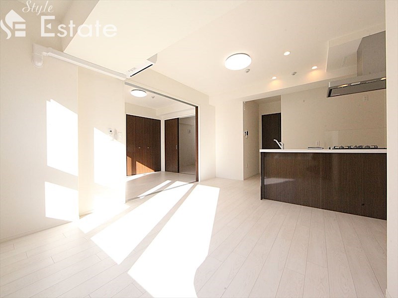 居室・リビング　内装