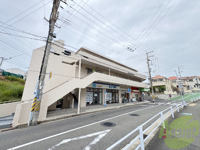 サンロイヤル霞ヶ丘の外観写真