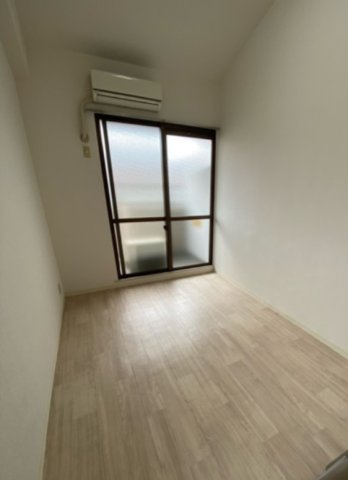 居室・リビング　エアコン付きで初期費用を抑えられます！