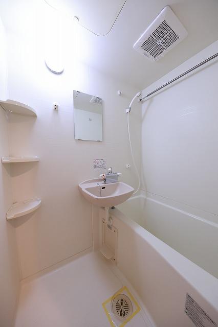 バス・シャワールーム　風呂