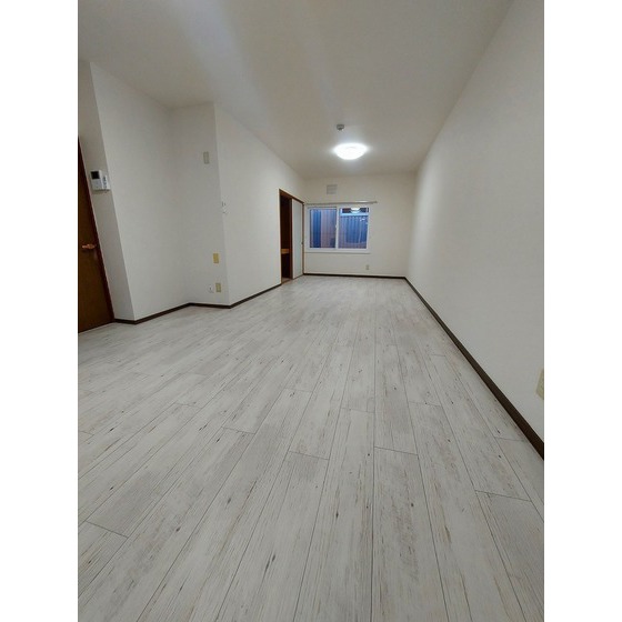 居室・リビング　写真は別号室のです