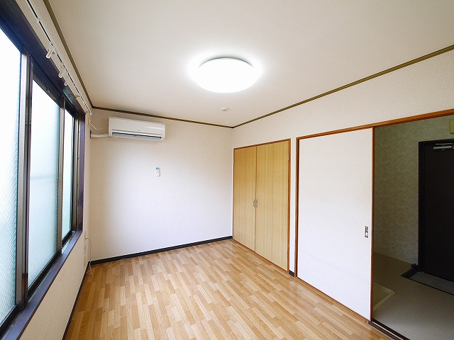 その他部屋・スペース　明るい洋室です。